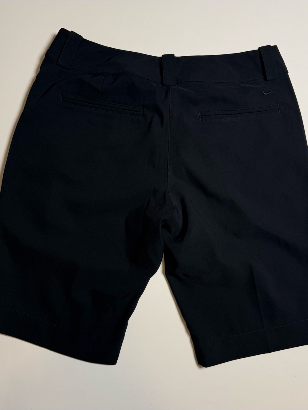 Nike Golf Tour Performance Dri-FIT Women’s 6 Black Shorts Bermuda Preppy Sporty - Picture 6 of 6
